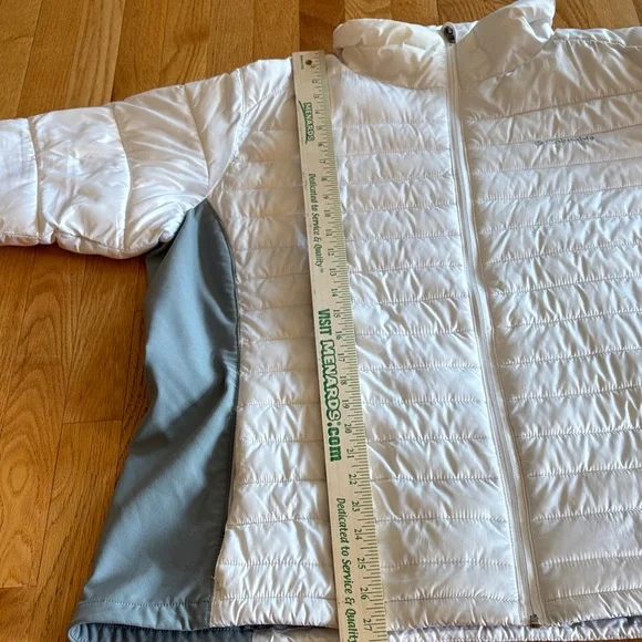 Columbia White and Gray Women's Puffer Jacket (Water Repellent) SZ: 2X - Picture 10 of 15